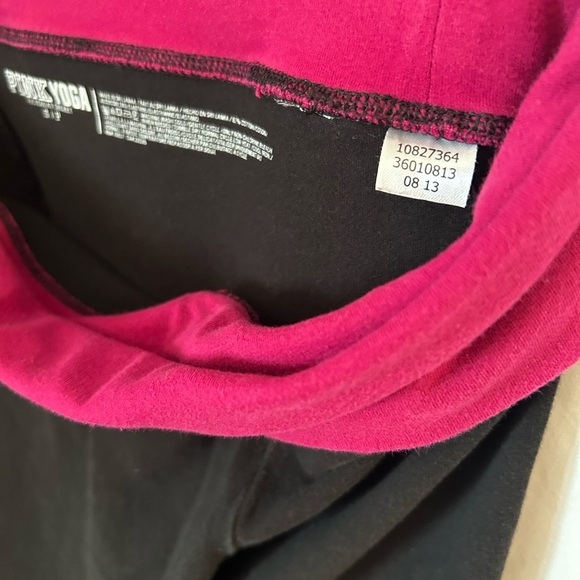 Victoria's Secret Yoga Black Leggings Sleek Full-Length - Picture 7 of 7